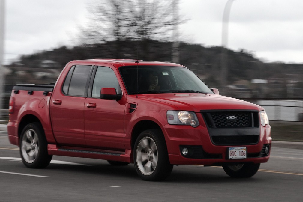 Ford Explorer Pickup