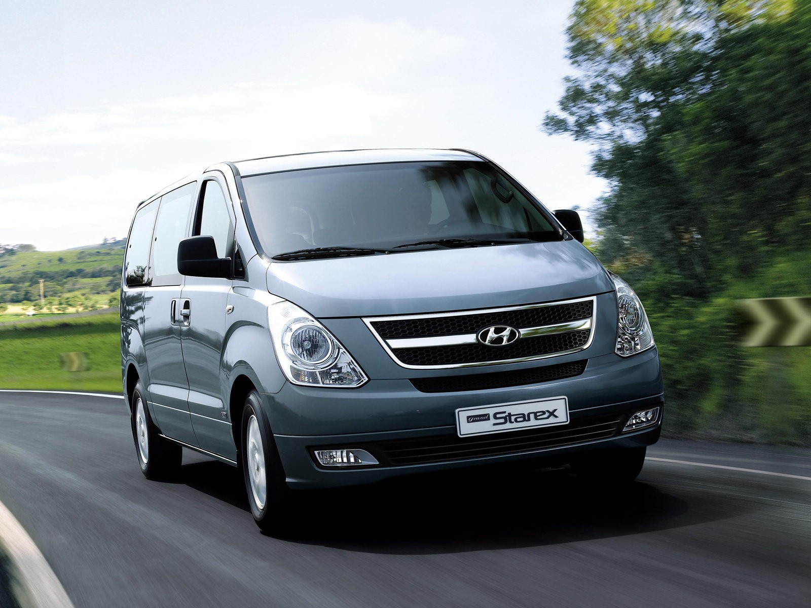 hyundai starex minibus crdi grand car dynamic hp cars