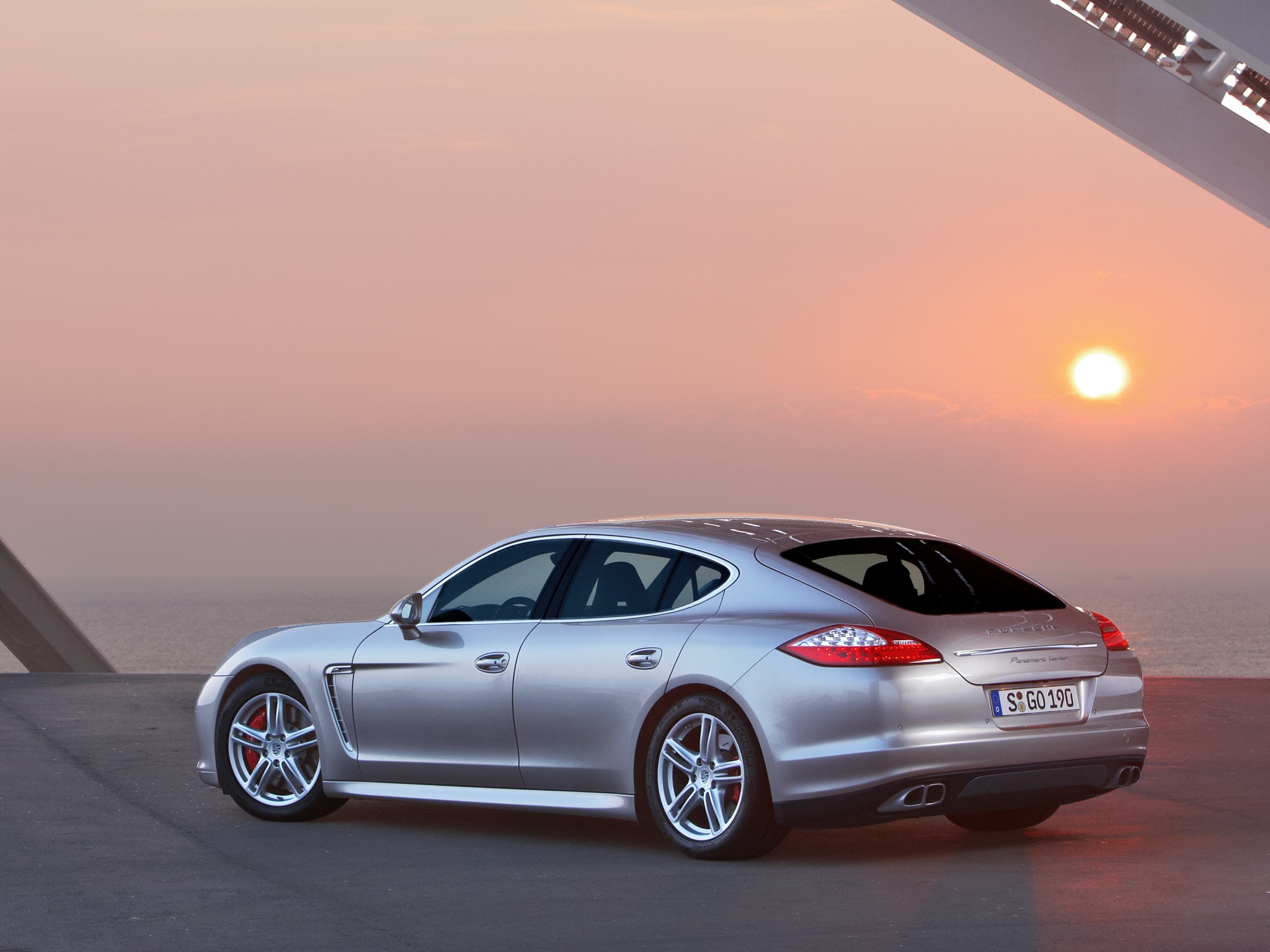 Porsche Panamera 4s 2011