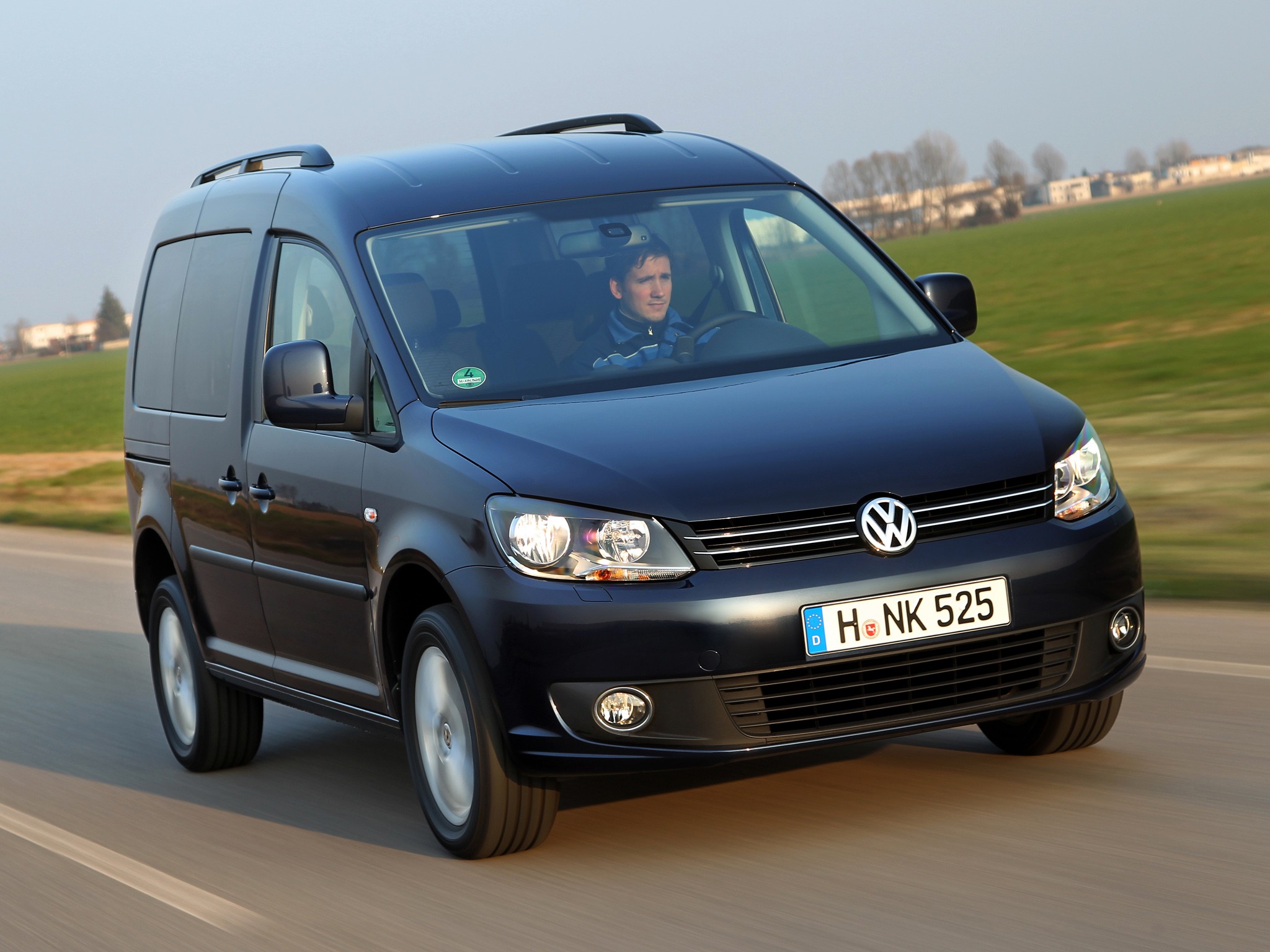 volkswagen caddy maxi