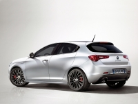 Alfa Romeo Giulietta Hatchback (940) 1.75 Quadrifoglio Verde TBi MT (235hp) photo, Alfa Romeo Giulietta Hatchback (940) 1.75 Quadrifoglio Verde TBi MT (235hp) photos, Alfa Romeo Giulietta Hatchback (940) 1.75 Quadrifoglio Verde TBi MT (235hp) picture, Alfa Romeo Giulietta Hatchback (940) 1.75 Quadrifoglio Verde TBi MT (235hp) pictures, Alfa Romeo photos, Alfa Romeo pictures, image Alfa Romeo, Alfa Romeo images