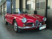 Alfa Romeo Giulietta Spider convertible (750/101) 1.3 MT (65hp) photo, Alfa Romeo Giulietta Spider convertible (750/101) 1.3 MT (65hp) photos, Alfa Romeo Giulietta Spider convertible (750/101) 1.3 MT (65hp) picture, Alfa Romeo Giulietta Spider convertible (750/101) 1.3 MT (65hp) pictures, Alfa Romeo photos, Alfa Romeo pictures, image Alfa Romeo, Alfa Romeo images