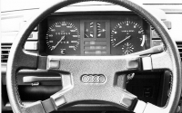 Audi 80 Sedan 4-door (B2) 1.6 MT (84hp) photo, Audi 80 Sedan 4-door (B2) 1.6 MT (84hp) photos, Audi 80 Sedan 4-door (B2) 1.6 MT (84hp) picture, Audi 80 Sedan 4-door (B2) 1.6 MT (84hp) pictures, Audi photos, Audi pictures, image Audi, Audi images