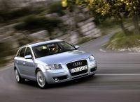 Audi A3 Sportback hatchback 5-door. (8P/8PA) 1.4 TFSI MT (125 HP, '08) photo, Audi A3 Sportback hatchback 5-door. (8P/8PA) 1.4 TFSI MT (125 HP, '08) photos, Audi A3 Sportback hatchback 5-door. (8P/8PA) 1.4 TFSI MT (125 HP, '08) picture, Audi A3 Sportback hatchback 5-door. (8P/8PA) 1.4 TFSI MT (125 HP, '08) pictures, Audi photos, Audi pictures, image Audi, Audi images