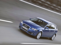 Audi A3 Sportback hatchback 5-door. (8P/8PA) 1.6 MT (102 HP '05) photo, Audi A3 Sportback hatchback 5-door. (8P/8PA) 1.6 MT (102 HP '05) photos, Audi A3 Sportback hatchback 5-door. (8P/8PA) 1.6 MT (102 HP '05) picture, Audi A3 Sportback hatchback 5-door. (8P/8PA) 1.6 MT (102 HP '05) pictures, Audi photos, Audi pictures, image Audi, Audi images