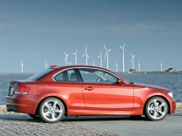 BMW 1 series Coupe (E81/E82/E87/E88) 125i MT (218hp '09) photo, BMW 1 series Coupe (E81/E82/E87/E88) 125i MT (218hp '09) photos, BMW 1 series Coupe (E81/E82/E87/E88) 125i MT (218hp '09) picture, BMW 1 series Coupe (E81/E82/E87/E88) 125i MT (218hp '09) pictures, BMW photos, BMW pictures, image BMW, BMW images