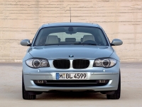 BMW 1 series Hatchback 3-door (E81/E82/E87/E88) 116i AT (122 HP, '09) photo, BMW 1 series Hatchback 3-door (E81/E82/E87/E88) 116i AT (122 HP, '09) photos, BMW 1 series Hatchback 3-door (E81/E82/E87/E88) 116i AT (122 HP, '09) picture, BMW 1 series Hatchback 3-door (E81/E82/E87/E88) 116i AT (122 HP, '09) pictures, BMW photos, BMW pictures, image BMW, BMW images