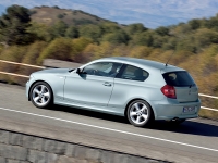 BMW 1 series Hatchback 3-door (E81/E82/E87/E88) 116i AT (122hp '07) photo, BMW 1 series Hatchback 3-door (E81/E82/E87/E88) 116i AT (122hp '07) photos, BMW 1 series Hatchback 3-door (E81/E82/E87/E88) 116i AT (122hp '07) picture, BMW 1 series Hatchback 3-door (E81/E82/E87/E88) 116i AT (122hp '07) pictures, BMW photos, BMW pictures, image BMW, BMW images