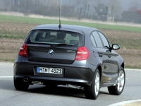 BMW 1 series Hatchback 5-door. (E81/E82/E87/E88) 118d MT (143hp '07) photo, BMW 1 series Hatchback 5-door. (E81/E82/E87/E88) 118d MT (143hp '07) photos, BMW 1 series Hatchback 5-door. (E81/E82/E87/E88) 118d MT (143hp '07) picture, BMW 1 series Hatchback 5-door. (E81/E82/E87/E88) 118d MT (143hp '07) pictures, BMW photos, BMW pictures, image BMW, BMW images