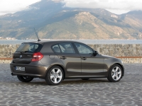 BMW 1 series Hatchback 5-door. (E81/E82/E87/E88) 118d MT (143hp '07) photo, BMW 1 series Hatchback 5-door. (E81/E82/E87/E88) 118d MT (143hp '07) photos, BMW 1 series Hatchback 5-door. (E81/E82/E87/E88) 118d MT (143hp '07) picture, BMW 1 series Hatchback 5-door. (E81/E82/E87/E88) 118d MT (143hp '07) pictures, BMW photos, BMW pictures, image BMW, BMW images