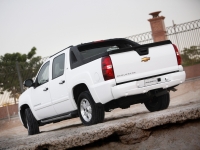 Chevrolet Avalanche Pickup (2 generation) 5.3 FlexFuel 6AT 4WD (310hp) photo, Chevrolet Avalanche Pickup (2 generation) 5.3 FlexFuel 6AT 4WD (310hp) photos, Chevrolet Avalanche Pickup (2 generation) 5.3 FlexFuel 6AT 4WD (310hp) picture, Chevrolet Avalanche Pickup (2 generation) 5.3 FlexFuel 6AT 4WD (310hp) pictures, Chevrolet photos, Chevrolet pictures, image Chevrolet, Chevrolet images