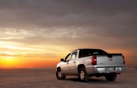 Chevrolet Avalanche Pickup (2 generation) 6.0 4AT photo, Chevrolet Avalanche Pickup (2 generation) 6.0 4AT photos, Chevrolet Avalanche Pickup (2 generation) 6.0 4AT picture, Chevrolet Avalanche Pickup (2 generation) 6.0 4AT pictures, Chevrolet photos, Chevrolet pictures, image Chevrolet, Chevrolet images