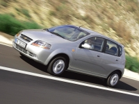 Chevrolet Aveo Hatchback 5-door. (T200) 1.4i MT (82hp) photo, Chevrolet Aveo Hatchback 5-door. (T200) 1.4i MT (82hp) photos, Chevrolet Aveo Hatchback 5-door. (T200) 1.4i MT (82hp) picture, Chevrolet Aveo Hatchback 5-door. (T200) 1.4i MT (82hp) pictures, Chevrolet photos, Chevrolet pictures, image Chevrolet, Chevrolet images