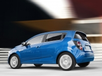 Chevrolet Aveo Hatchback (T300) 1.6 AT (115 HP) LT (2012) photo, Chevrolet Aveo Hatchback (T300) 1.6 AT (115 HP) LT (2012) photos, Chevrolet Aveo Hatchback (T300) 1.6 AT (115 HP) LT (2012) picture, Chevrolet Aveo Hatchback (T300) 1.6 AT (115 HP) LT (2012) pictures, Chevrolet photos, Chevrolet pictures, image Chevrolet, Chevrolet images