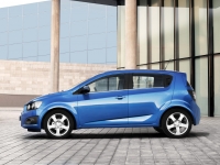 Chevrolet Aveo Hatchback (T300) 1.6 AT (115 HP) LT Alloy Wheels Pack (2013) photo, Chevrolet Aveo Hatchback (T300) 1.6 AT (115 HP) LT Alloy Wheels Pack (2013) photos, Chevrolet Aveo Hatchback (T300) 1.6 AT (115 HP) LT Alloy Wheels Pack (2013) picture, Chevrolet Aveo Hatchback (T300) 1.6 AT (115 HP) LT Alloy Wheels Pack (2013) pictures, Chevrolet photos, Chevrolet pictures, image Chevrolet, Chevrolet images