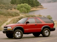 Chevrolet Blazer SUV 3-door (4 generation) 4.3 AWD AT photo, Chevrolet Blazer SUV 3-door (4 generation) 4.3 AWD AT photos, Chevrolet Blazer SUV 3-door (4 generation) 4.3 AWD AT picture, Chevrolet Blazer SUV 3-door (4 generation) 4.3 AWD AT pictures, Chevrolet photos, Chevrolet pictures, image Chevrolet, Chevrolet images