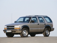 Chevrolet Blazer SUV 5-door (4 generation) AT 4.3 photo, Chevrolet Blazer SUV 5-door (4 generation) AT 4.3 photos, Chevrolet Blazer SUV 5-door (4 generation) AT 4.3 picture, Chevrolet Blazer SUV 5-door (4 generation) AT 4.3 pictures, Chevrolet photos, Chevrolet pictures, image Chevrolet, Chevrolet images