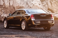 Chrysler 300C Sedan 4-door (2 generation) 3.0 D AT (239 hp) photo, Chrysler 300C Sedan 4-door (2 generation) 3.0 D AT (239 hp) photos, Chrysler 300C Sedan 4-door (2 generation) 3.0 D AT (239 hp) picture, Chrysler 300C Sedan 4-door (2 generation) 3.0 D AT (239 hp) pictures, Chrysler photos, Chrysler pictures, image Chrysler, Chrysler images