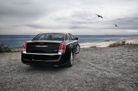 Chrysler 300C Sedan 4-door (2 generation) 3.0 D AT (239 hp) photo, Chrysler 300C Sedan 4-door (2 generation) 3.0 D AT (239 hp) photos, Chrysler 300C Sedan 4-door (2 generation) 3.0 D AT (239 hp) picture, Chrysler 300C Sedan 4-door (2 generation) 3.0 D AT (239 hp) pictures, Chrysler photos, Chrysler pictures, image Chrysler, Chrysler images