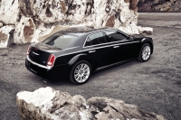 Chrysler 300C Sedan 4-door (2 generation) 3.0 D AT (239 hp) photo, Chrysler 300C Sedan 4-door (2 generation) 3.0 D AT (239 hp) photos, Chrysler 300C Sedan 4-door (2 generation) 3.0 D AT (239 hp) picture, Chrysler 300C Sedan 4-door (2 generation) 3.0 D AT (239 hp) pictures, Chrysler photos, Chrysler pictures, image Chrysler, Chrysler images