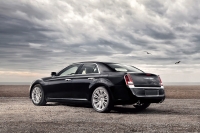 Chrysler 300C Sedan 4-door (2 generation) AT 3.6 (286 hp) Luxury Series (2012) photo, Chrysler 300C Sedan 4-door (2 generation) AT 3.6 (286 hp) Luxury Series (2012) photos, Chrysler 300C Sedan 4-door (2 generation) AT 3.6 (286 hp) Luxury Series (2012) picture, Chrysler 300C Sedan 4-door (2 generation) AT 3.6 (286 hp) Luxury Series (2012) pictures, Chrysler photos, Chrysler pictures, image Chrysler, Chrysler images