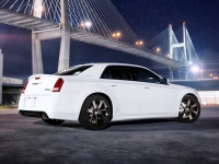 Chrysler 300C SRT8 sedan 4-door (2 generation) 6.1 AT SRT8 (425hp) photo, Chrysler 300C SRT8 sedan 4-door (2 generation) 6.1 AT SRT8 (425hp) photos, Chrysler 300C SRT8 sedan 4-door (2 generation) 6.1 AT SRT8 (425hp) picture, Chrysler 300C SRT8 sedan 4-door (2 generation) 6.1 AT SRT8 (425hp) pictures, Chrysler photos, Chrysler pictures, image Chrysler, Chrysler images