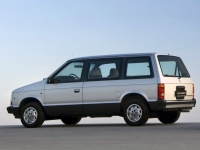 Chrysler Grand Voyager Minivan (1 generation) AT 3.3 (163hp) photo, Chrysler Grand Voyager Minivan (1 generation) AT 3.3 (163hp) photos, Chrysler Grand Voyager Minivan (1 generation) AT 3.3 (163hp) picture, Chrysler Grand Voyager Minivan (1 generation) AT 3.3 (163hp) pictures, Chrysler photos, Chrysler pictures, image Chrysler, Chrysler images