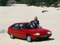 Citroen BX Hatchback (1 generation) 1.6 MT (90hp) photo, Citroen BX Hatchback (1 generation) 1.6 MT (90hp) photos, Citroen BX Hatchback (1 generation) 1.6 MT (90hp) picture, Citroen BX Hatchback (1 generation) 1.6 MT (90hp) pictures, Citroen photos, Citroen pictures, image Citroen, Citroen images