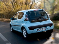 Citroen C1 Hatchback 5-door. (1 generation) 1.0 MT (68 HP) Tendance photo, Citroen C1 Hatchback 5-door. (1 generation) 1.0 MT (68 HP) Tendance photos, Citroen C1 Hatchback 5-door. (1 generation) 1.0 MT (68 HP) Tendance picture, Citroen C1 Hatchback 5-door. (1 generation) 1.0 MT (68 HP) Tendance pictures, Citroen photos, Citroen pictures, image Citroen, Citroen images