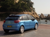 Citroen C4 Picasso MPV 5-door (1 generation) 1.6 MT (120hp) Classique (2012) photo, Citroen C4 Picasso MPV 5-door (1 generation) 1.6 MT (120hp) Classique (2012) photos, Citroen C4 Picasso MPV 5-door (1 generation) 1.6 MT (120hp) Classique (2012) picture, Citroen C4 Picasso MPV 5-door (1 generation) 1.6 MT (120hp) Classique (2012) pictures, Citroen photos, Citroen pictures, image Citroen, Citroen images