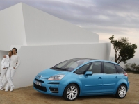 Citroen C4 Picasso MPV 5-door (1 generation) 1.6 MT (120hp) Classique (2012) photo, Citroen C4 Picasso MPV 5-door (1 generation) 1.6 MT (120hp) Classique (2012) photos, Citroen C4 Picasso MPV 5-door (1 generation) 1.6 MT (120hp) Classique (2012) picture, Citroen C4 Picasso MPV 5-door (1 generation) 1.6 MT (120hp) Classique (2012) pictures, Citroen photos, Citroen pictures, image Citroen, Citroen images