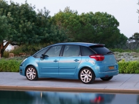 Citroen C4 Picasso MPV 5-door (1 generation) 1.6 MT (120hp) Classique (2012) photo, Citroen C4 Picasso MPV 5-door (1 generation) 1.6 MT (120hp) Classique (2012) photos, Citroen C4 Picasso MPV 5-door (1 generation) 1.6 MT (120hp) Classique (2012) picture, Citroen C4 Picasso MPV 5-door (1 generation) 1.6 MT (120hp) Classique (2012) pictures, Citroen photos, Citroen pictures, image Citroen, Citroen images