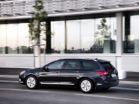 Citroen C5 Estate (2 generation) 1.6 THP AT (150hp) Exclusive (2013) photo, Citroen C5 Estate (2 generation) 1.6 THP AT (150hp) Exclusive (2013) photos, Citroen C5 Estate (2 generation) 1.6 THP AT (150hp) Exclusive (2013) picture, Citroen C5 Estate (2 generation) 1.6 THP AT (150hp) Exclusive (2013) pictures, Citroen photos, Citroen pictures, image Citroen, Citroen images