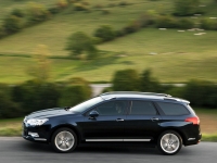 Citroen C5 Estate (2 generation) 2.0 Hdi AT (140hp) Exclusive (2013) photo, Citroen C5 Estate (2 generation) 2.0 Hdi AT (140hp) Exclusive (2013) photos, Citroen C5 Estate (2 generation) 2.0 Hdi AT (140hp) Exclusive (2013) picture, Citroen C5 Estate (2 generation) 2.0 Hdi AT (140hp) Exclusive (2013) pictures, Citroen photos, Citroen pictures, image Citroen, Citroen images