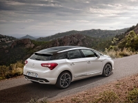 Citroen DS5 Hatchback (1 generation) 1.6 MT e-HD (112hp) photo, Citroen DS5 Hatchback (1 generation) 1.6 MT e-HD (112hp) photos, Citroen DS5 Hatchback (1 generation) 1.6 MT e-HD (112hp) picture, Citroen DS5 Hatchback (1 generation) 1.6 MT e-HD (112hp) pictures, Citroen photos, Citroen pictures, image Citroen, Citroen images