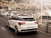 Citroen DS5 Hatchback (1 generation) 1.6 MT e-HD (112hp) photo, Citroen DS5 Hatchback (1 generation) 1.6 MT e-HD (112hp) photos, Citroen DS5 Hatchback (1 generation) 1.6 MT e-HD (112hp) picture, Citroen DS5 Hatchback (1 generation) 1.6 MT e-HD (112hp) pictures, Citroen photos, Citroen pictures, image Citroen, Citroen images