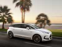 Citroen DS5 Hatchback (1 generation) 1.6 MT THP (200 HP) So Chic (2013) photo, Citroen DS5 Hatchback (1 generation) 1.6 MT THP (200 HP) So Chic (2013) photos, Citroen DS5 Hatchback (1 generation) 1.6 MT THP (200 HP) So Chic (2013) picture, Citroen DS5 Hatchback (1 generation) 1.6 MT THP (200 HP) So Chic (2013) pictures, Citroen photos, Citroen pictures, image Citroen, Citroen images