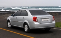 Daewoo Lacetti Sedan (1 generation) 1.6 AT (110hp) photo, Daewoo Lacetti Sedan (1 generation) 1.6 AT (110hp) photos, Daewoo Lacetti Sedan (1 generation) 1.6 AT (110hp) picture, Daewoo Lacetti Sedan (1 generation) 1.6 AT (110hp) pictures, Daewoo photos, Daewoo pictures, image Daewoo, Daewoo images