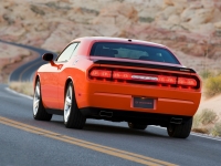 Dodge Challenger Coupe 2-door (3 generation) 3.5 V6 5AT SE (253hp) photo, Dodge Challenger Coupe 2-door (3 generation) 3.5 V6 5AT SE (253hp) photos, Dodge Challenger Coupe 2-door (3 generation) 3.5 V6 5AT SE (253hp) picture, Dodge Challenger Coupe 2-door (3 generation) 3.5 V6 5AT SE (253hp) pictures, Dodge photos, Dodge pictures, image Dodge, Dodge images