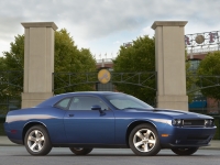 Dodge Challenger Coupe 2-door (3 generation) 3.5 V6 5AT SE (253hp) photo, Dodge Challenger Coupe 2-door (3 generation) 3.5 V6 5AT SE (253hp) photos, Dodge Challenger Coupe 2-door (3 generation) 3.5 V6 5AT SE (253hp) picture, Dodge Challenger Coupe 2-door (3 generation) 3.5 V6 5AT SE (253hp) pictures, Dodge photos, Dodge pictures, image Dodge, Dodge images