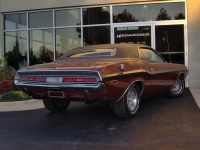 Dodge Challenger R/T coupe 2-door (1 generation) 6.3 3MT (335hp) photo, Dodge Challenger R/T coupe 2-door (1 generation) 6.3 3MT (335hp) photos, Dodge Challenger R/T coupe 2-door (1 generation) 6.3 3MT (335hp) picture, Dodge Challenger R/T coupe 2-door (1 generation) 6.3 3MT (335hp) pictures, Dodge photos, Dodge pictures, image Dodge, Dodge images