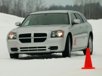 Dodge Magnum station Wagon (1 generation) 2.7 AT photo, Dodge Magnum station Wagon (1 generation) 2.7 AT photos, Dodge Magnum station Wagon (1 generation) 2.7 AT picture, Dodge Magnum station Wagon (1 generation) 2.7 AT pictures, Dodge photos, Dodge pictures, image Dodge, Dodge images