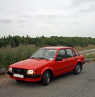 Ford Escort Hatchback 5-door. (3 generation) 1.1 MT photo, Ford Escort Hatchback 5-door. (3 generation) 1.1 MT photos, Ford Escort Hatchback 5-door. (3 generation) 1.1 MT picture, Ford Escort Hatchback 5-door. (3 generation) 1.1 MT pictures, Ford photos, Ford pictures, image Ford, Ford images