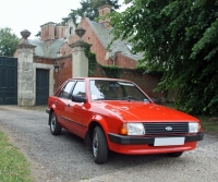 Ford Escort Hatchback 5-door. (3 generation) 1.6 5MT (79 HP '83) photo, Ford Escort Hatchback 5-door. (3 generation) 1.6 5MT (79 HP '83) photos, Ford Escort Hatchback 5-door. (3 generation) 1.6 5MT (79 HP '83) picture, Ford Escort Hatchback 5-door. (3 generation) 1.6 5MT (79 HP '83) pictures, Ford photos, Ford pictures, image Ford, Ford images