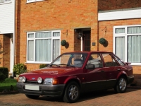 Ford Escort Hatchback 5-door. (4 generation) 1.3 5MT photo, Ford Escort Hatchback 5-door. (4 generation) 1.3 5MT photos, Ford Escort Hatchback 5-door. (4 generation) 1.3 5MT picture, Ford Escort Hatchback 5-door. (4 generation) 1.3 5MT pictures, Ford photos, Ford pictures, image Ford, Ford images