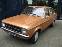 Ford Escort Sedan (2 generation) 1.3 AT (57hp) photo, Ford Escort Sedan (2 generation) 1.3 AT (57hp) photos, Ford Escort Sedan (2 generation) 1.3 AT (57hp) picture, Ford Escort Sedan (2 generation) 1.3 AT (57hp) pictures, Ford photos, Ford pictures, image Ford, Ford images