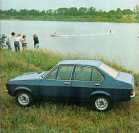 Ford Escort Sedan (2 generation) 1.6 MT (84hp) photo, Ford Escort Sedan (2 generation) 1.6 MT (84hp) photos, Ford Escort Sedan (2 generation) 1.6 MT (84hp) picture, Ford Escort Sedan (2 generation) 1.6 MT (84hp) pictures, Ford photos, Ford pictures, image Ford, Ford images