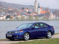 Honda Accord Sedan 4-door (8 generation) 2.0 AT (156hp) photo, Honda Accord Sedan 4-door (8 generation) 2.0 AT (156hp) photos, Honda Accord Sedan 4-door (8 generation) 2.0 AT (156hp) picture, Honda Accord Sedan 4-door (8 generation) 2.0 AT (156hp) pictures, Honda photos, Honda pictures, image Honda, Honda images