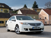 Honda Accord Sedan 4-door (8 generation) 2.0 MT (156hp) photo, Honda Accord Sedan 4-door (8 generation) 2.0 MT (156hp) photos, Honda Accord Sedan 4-door (8 generation) 2.0 MT (156hp) picture, Honda Accord Sedan 4-door (8 generation) 2.0 MT (156hp) pictures, Honda photos, Honda pictures, image Honda, Honda images