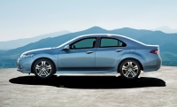 Honda Accord Sedan 4-door (8 generation) 2.0 MT (156hp) Comfort photo, Honda Accord Sedan 4-door (8 generation) 2.0 MT (156hp) Comfort photos, Honda Accord Sedan 4-door (8 generation) 2.0 MT (156hp) Comfort picture, Honda Accord Sedan 4-door (8 generation) 2.0 MT (156hp) Comfort pictures, Honda photos, Honda pictures, image Honda, Honda images